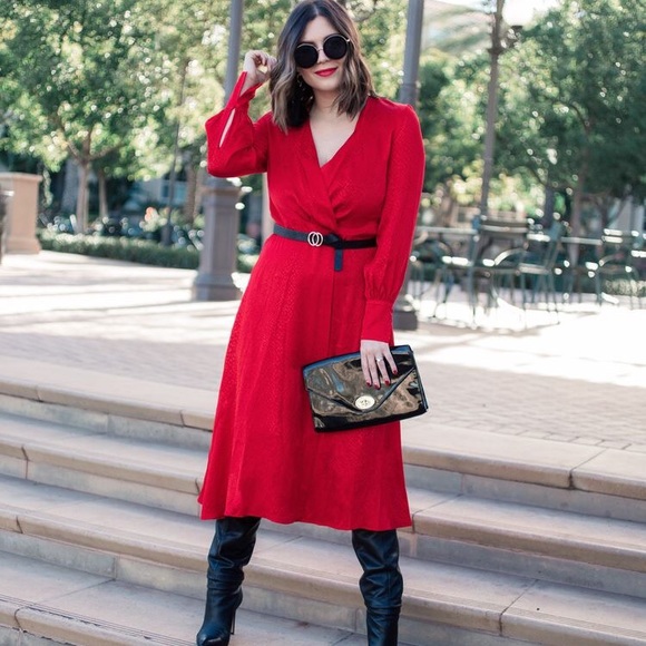 H&M Dresses & Skirts - H&M red dress
